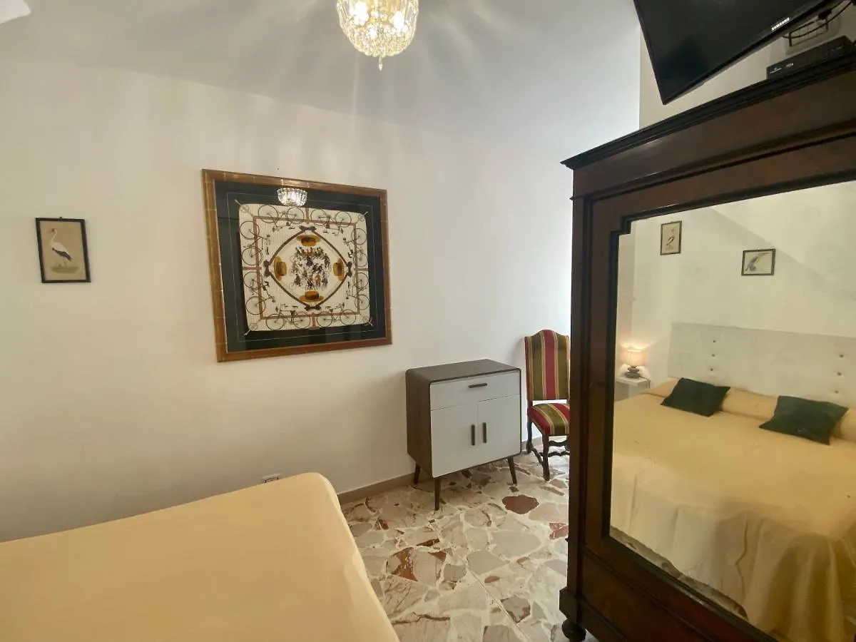 Pericle Apartment & Room Taormina