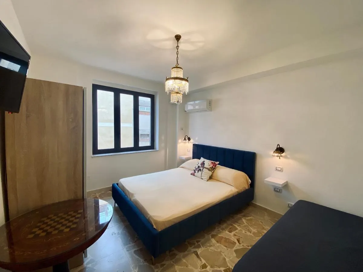 Pericle Apartment & Room Taormina Italy