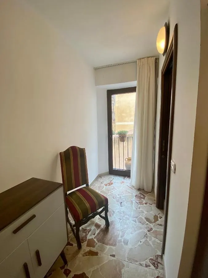 Pericle Apartment & Room Taormina